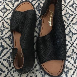 NEW Free People Mont Blanc sandals, size 36